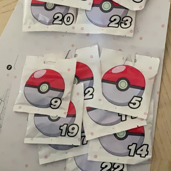 Mega Constaux Pokemon Advent Calendar. Open box - Picture 3 of 4